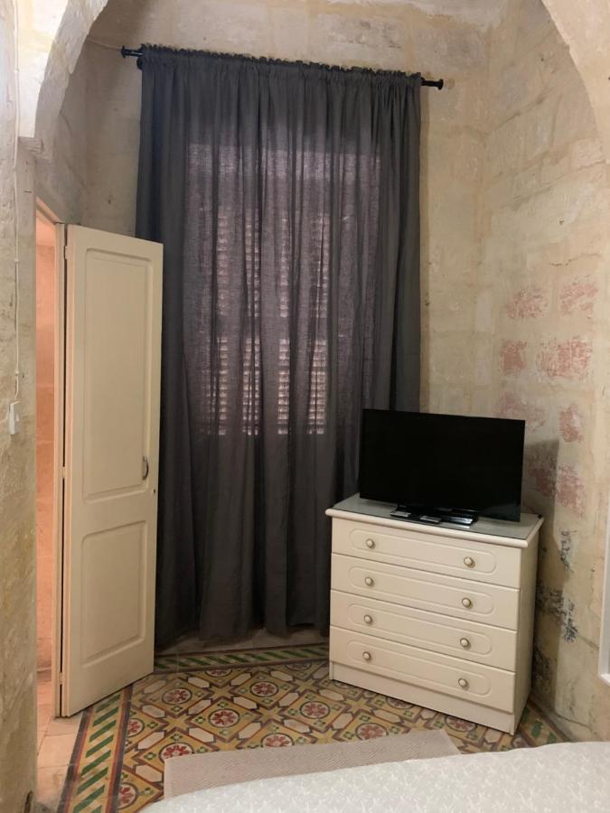 2 Bedroom Apartment In The Centre Of Valletta Bagian luar foto